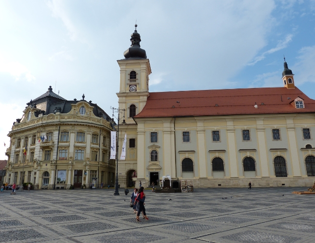 POLONIA, RUMANIA Y BULGARIA