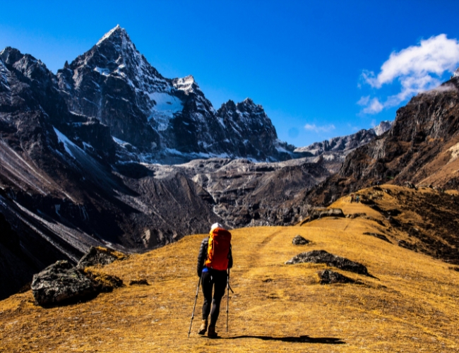 NEPAL: TREK HASTA CAMPAMENTO BASE DEL EVEREST