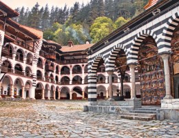 DESCUBRIENDO LOS BALCANES Y TRANSILVANIA