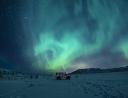 ISLANDIA FUEGO HIELO Y AURORAS